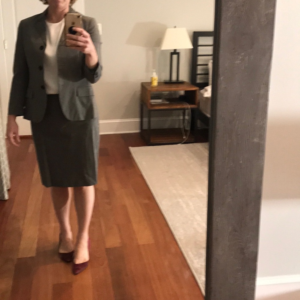 Theory skirt suit - grey 2 piece.
